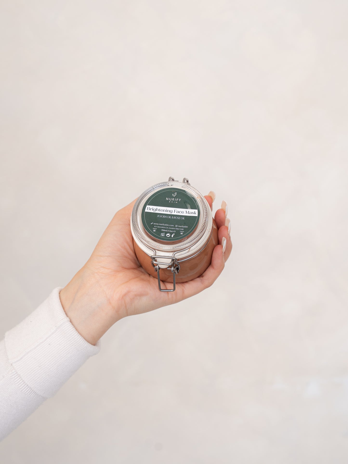 Brightening & Hydrating Face Mask